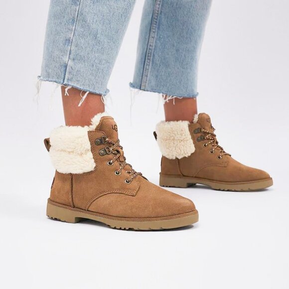 NEW UGG Romely Suede Boots - Cozy Winter Outdoor Shoes - US 9 - Picture 2 of 14